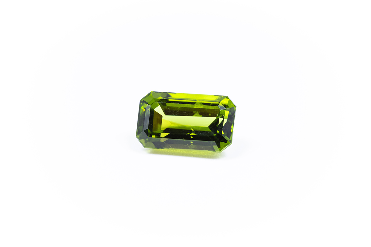 13.846 Carat Peridot
