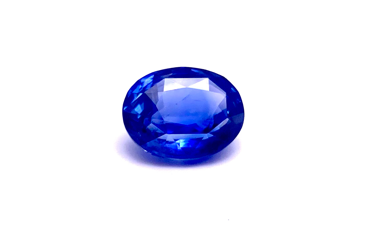 6.142 Carat Blue Sapphire